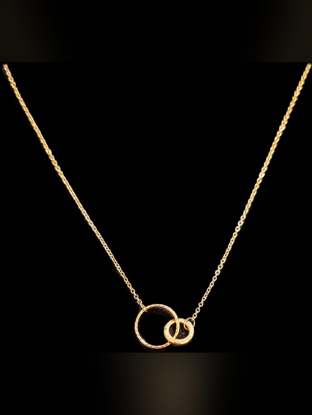 Interlocking Circle Necklace